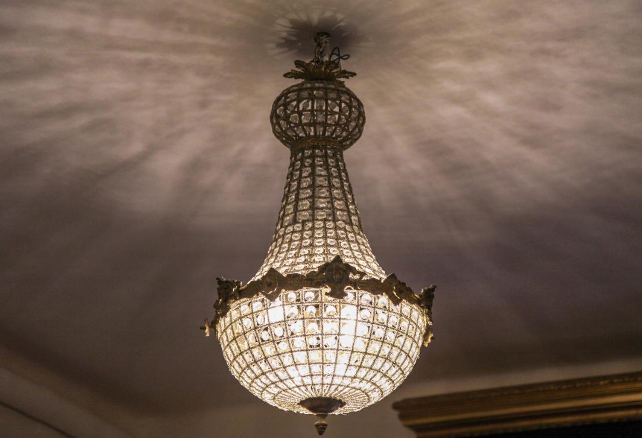 Well Come - Palazzo Reale Ξενοδοχείο Νάπολη Εξωτερικό φωτογραφία